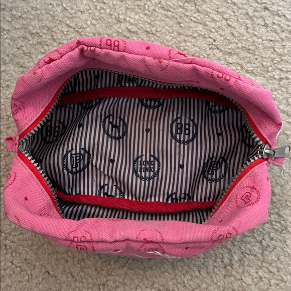 VS Pink makeup case - Picture 4 of 7